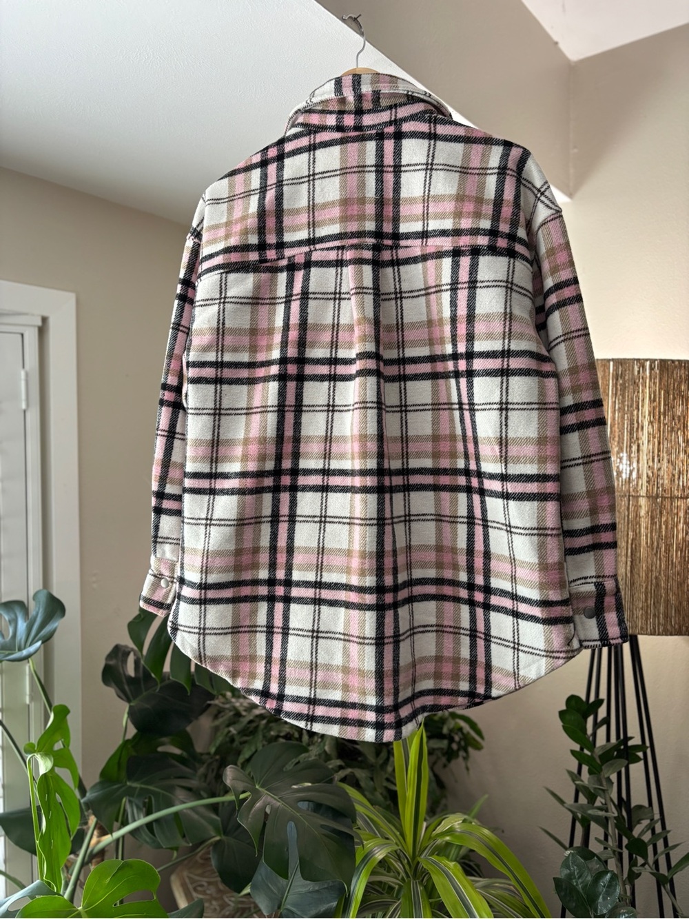 Fornia Plaid Women's Small Shacket Recycled Polyester Cream Pink Black EUC - Picture 3 of 5